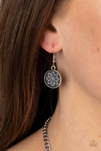 Load image into Gallery viewer, Western Zen - Red