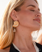 Load image into Gallery viewer, Conch Calypso - Gold
