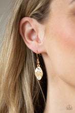 Load image into Gallery viewer, Rustic Smolder - Gold
